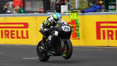 Jenny Tinmouth in action at Oulton Park 2014